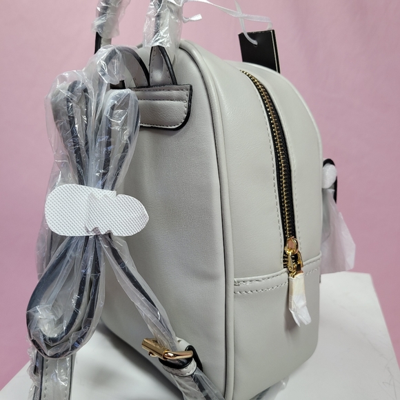 La Terre small vegan leather backpack, new with tags, dove gray - Picture 4 of 10